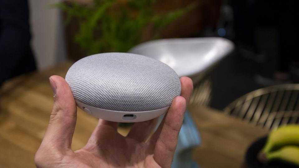 После обновления прошивки колонки Google Home &quot;заклинивают&quot;